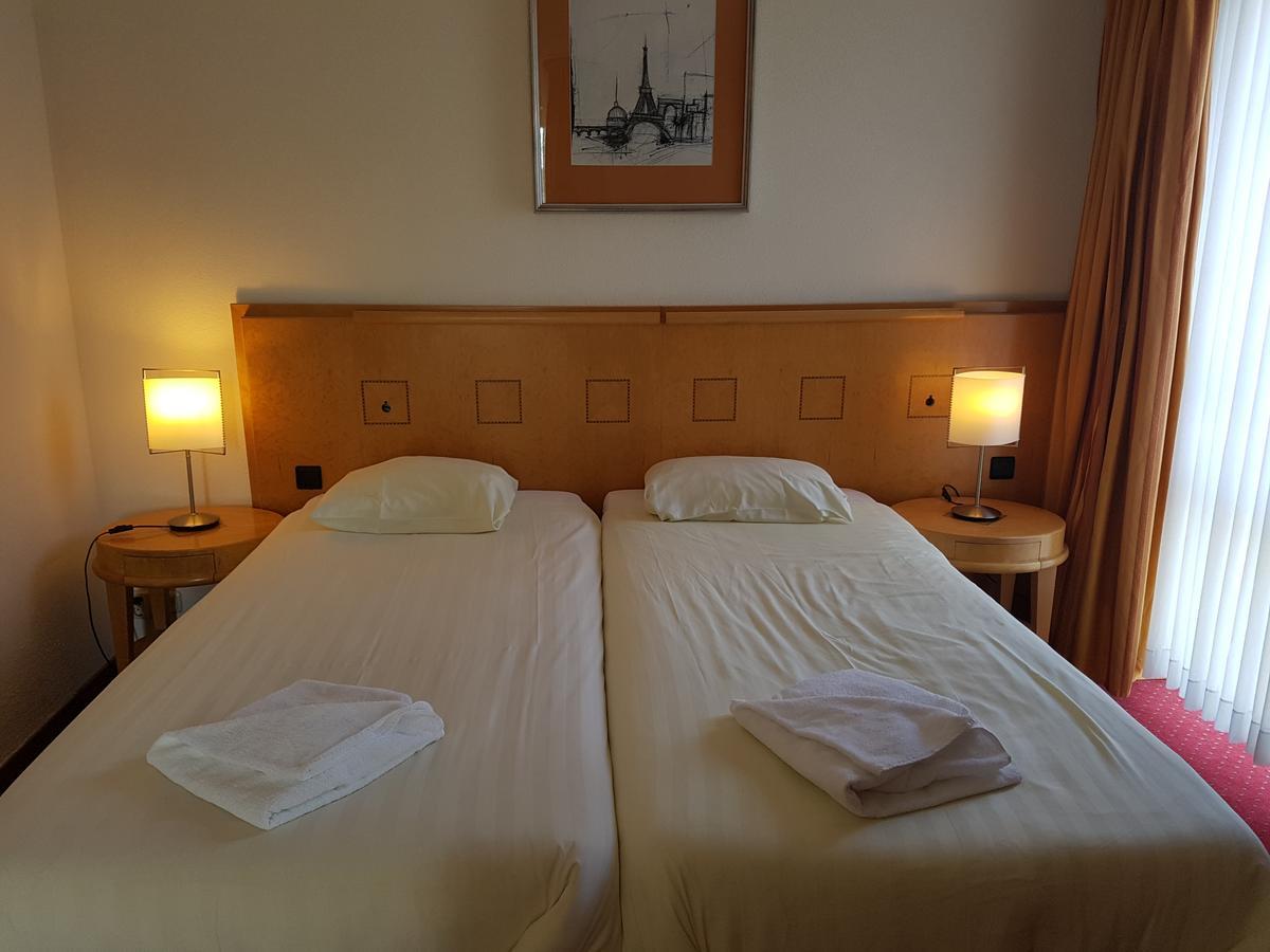 Hotel 2000 Valkenburg 팔켄뷔르흐안더횔 외부 사진